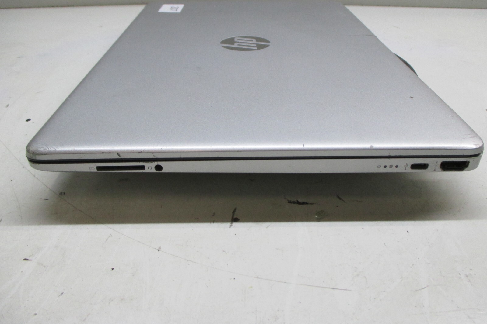 HP 15-dy1731ms Laptop Intel Core i3-10th Gen – Parts/Repair – Broken Power Port