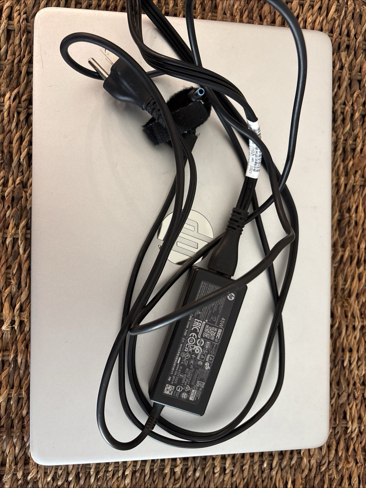 HP 14-DQ0010DS/14-DQ0011DS/14-DQ0012DS B140XTK02.0 HW3A 14.3″ LCD Touch Screen
