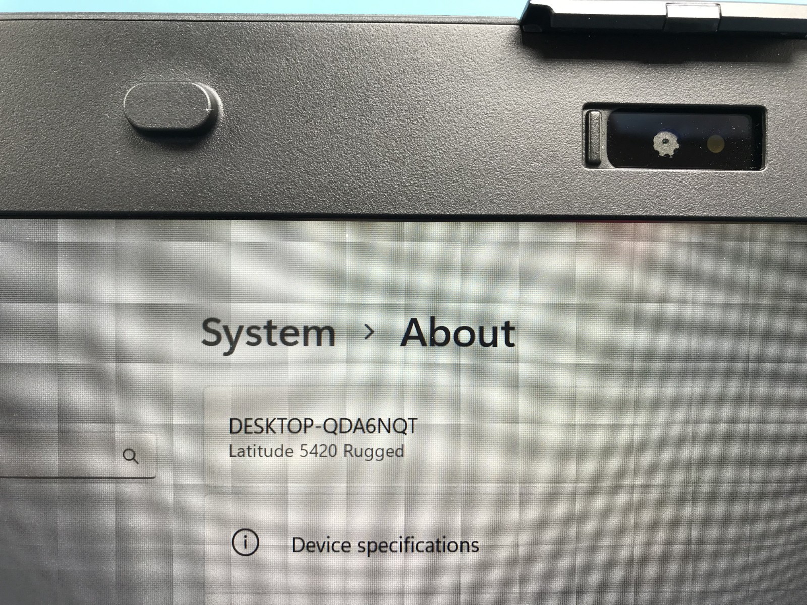 Dell Latitude 5420 Rugged 14″ Core i5-8350U 1.70GHZ 16GB RAM 256GB SSD Windows11