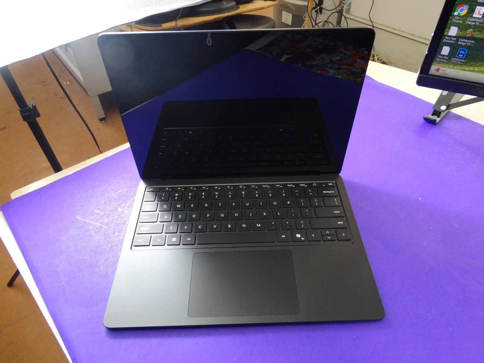 Microsoft Surface Laptop 7 13.8″ Snapdragon X Elite 16GB 1TB SSD W11 Home