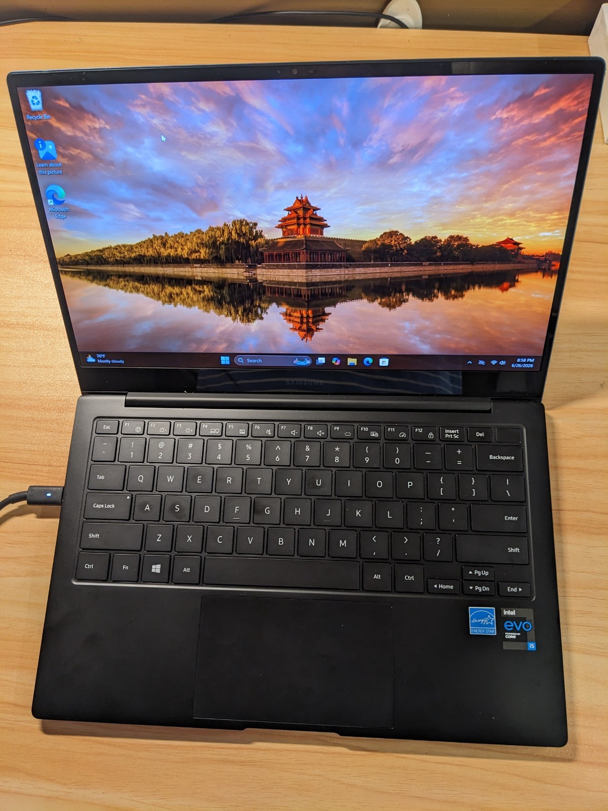 Samsung Galaxy Book Pro 13.3” – Core i5-1135G7 – 8GB – 512GB SSD-Dead battery