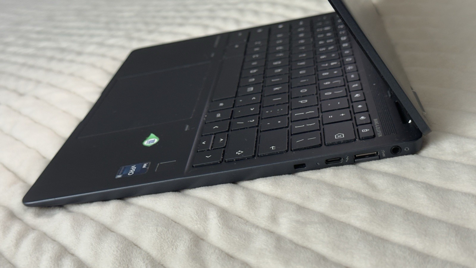 HP Elite Dragonfly Chromebook i7 / 32GB RAM / 256GB SSD – Touchscreen