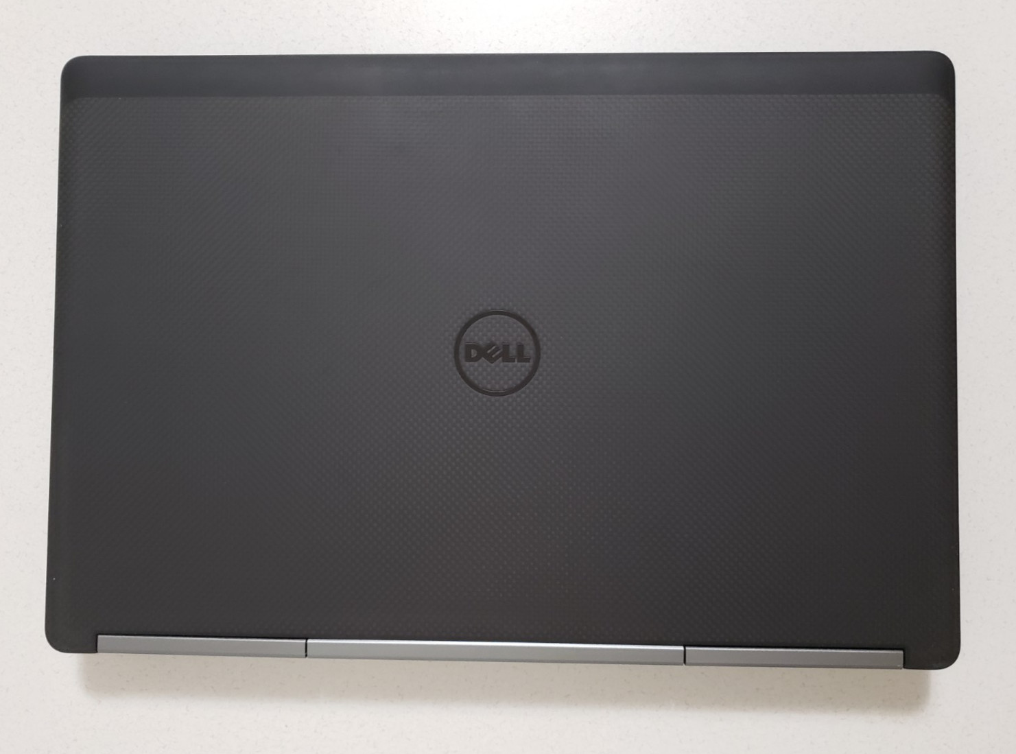 Dell Precision 7710 Laptop 17.3″ FHD Intel Xeon 32GB RAM 256GB SSD 1TB Win11P.