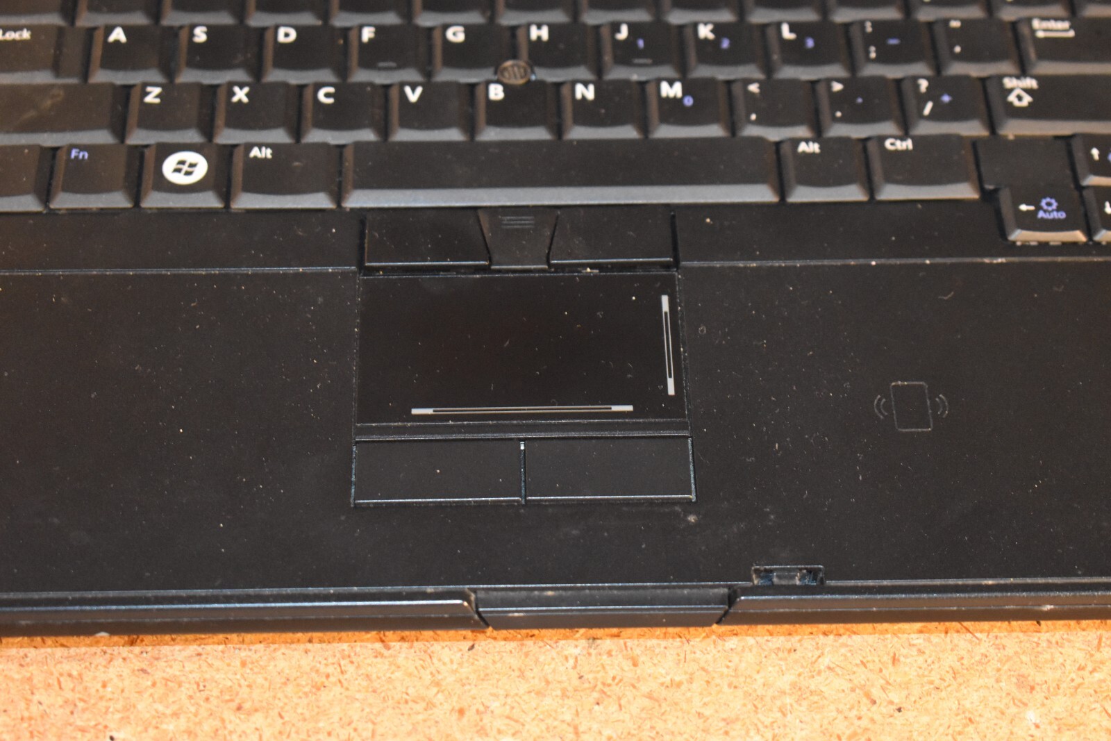 Dell Latitude E6500 Core 2 Duo P8700 3GB RAM 160GB HDD Windows XP Pro NVidia NVS