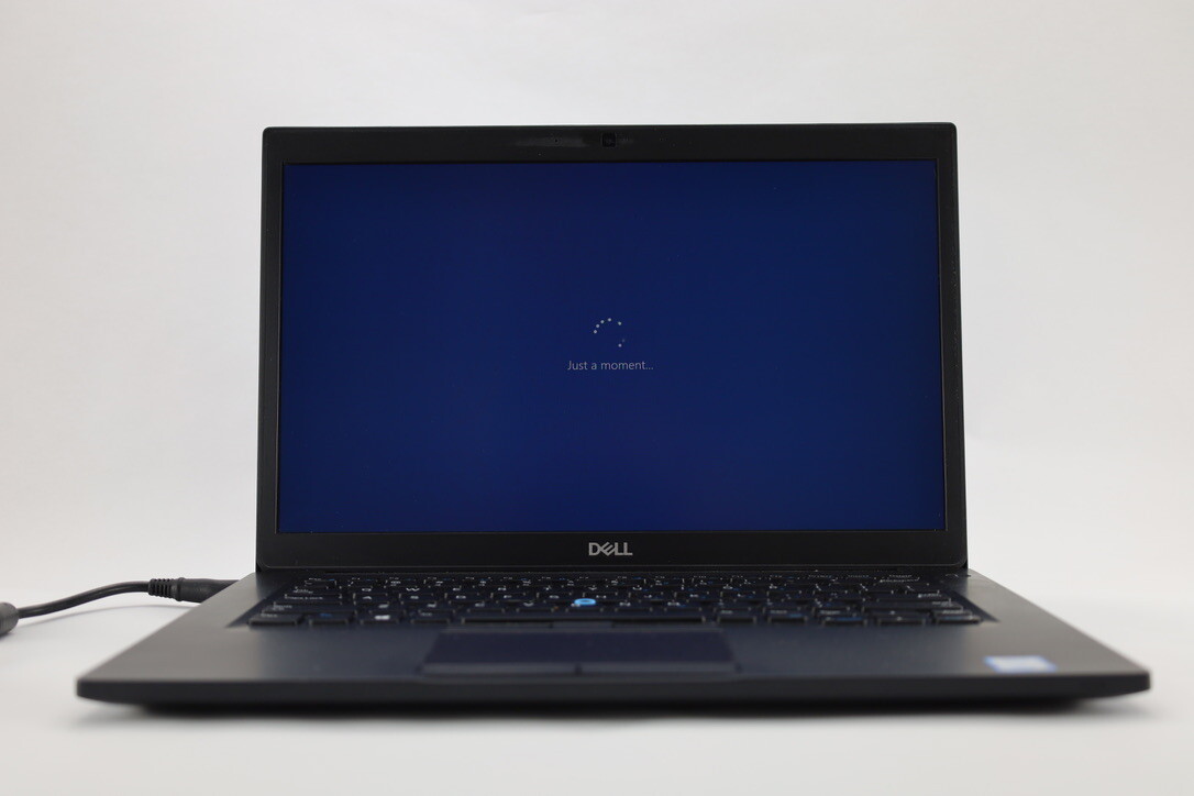 Dell Latitude 7280 12″ (512GB SSD, Intel Core i5, 2.4 GHz, 16GB) Laptop