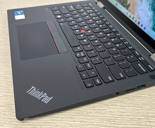 Lenovo ThinkPad X13 Yoga Gen2 Touch i5-1145G7 16GB 256GB SSD W11P ~screen issue