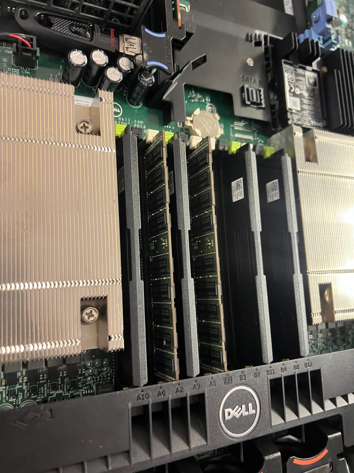Dell PowerEdge R630 Server | 128GB DDR4 RAM | Micron 960GB SSD | Dual Xeon | H73