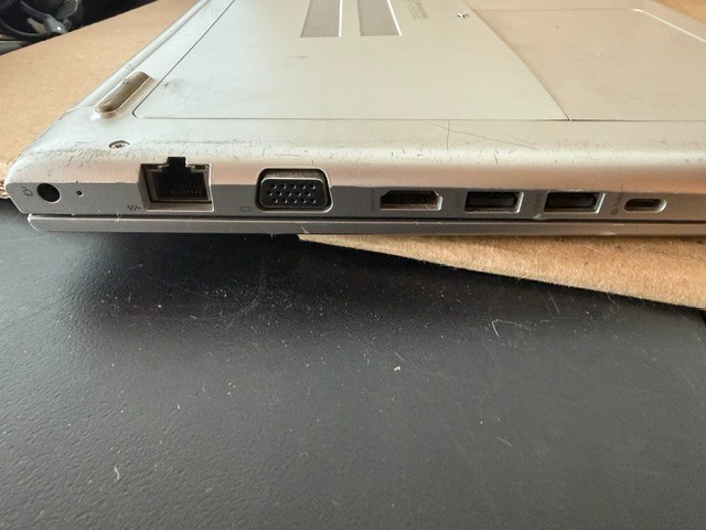 HP 450 G5 I3-7100U 256GB SSD 8GB RAM (No Charger Included)