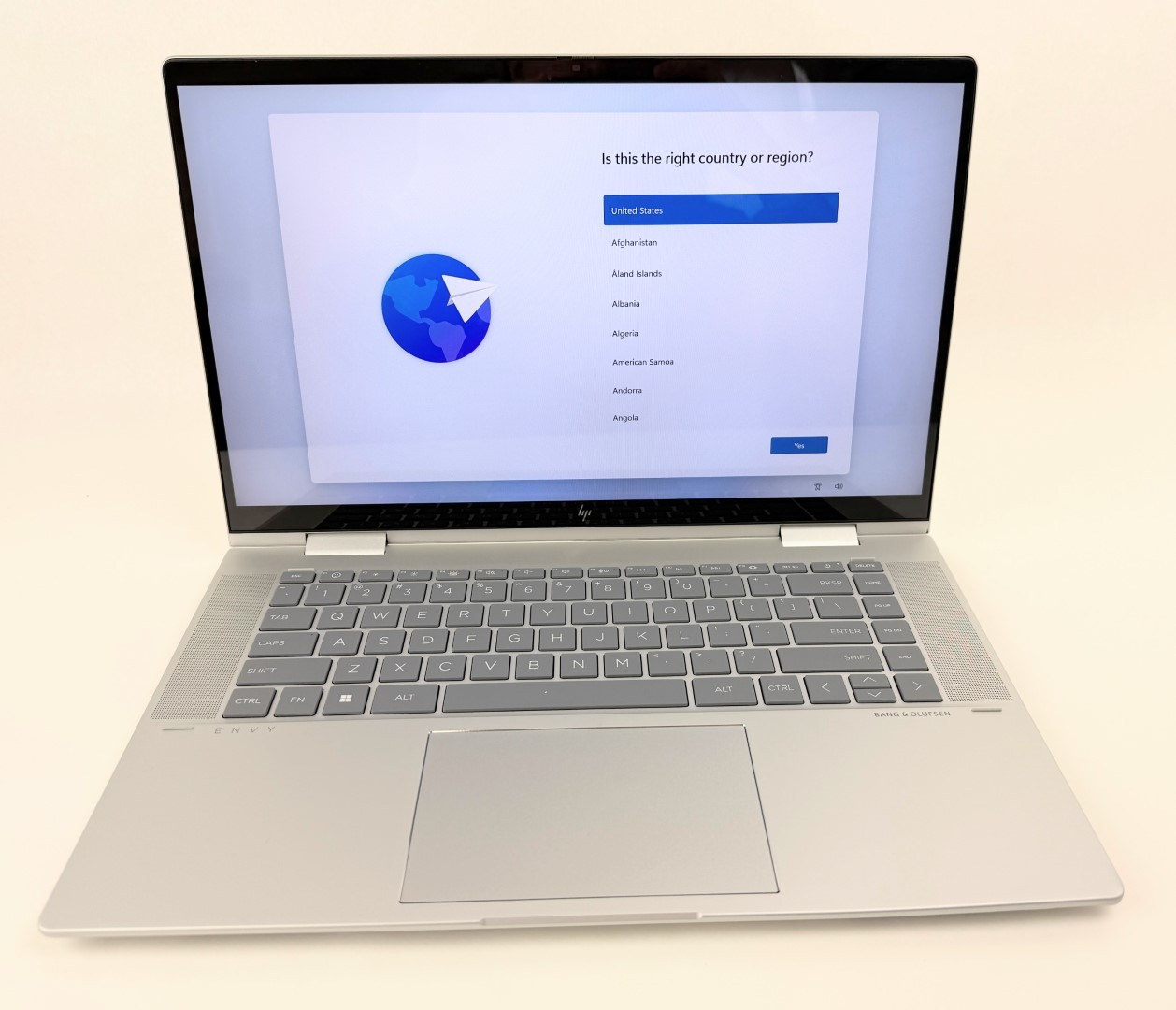 HP ENVY x360 15-fe0053dx 15.6″ FHD Touch i7-1355U 16GB 512GB SSD 2in1 W11H -READ