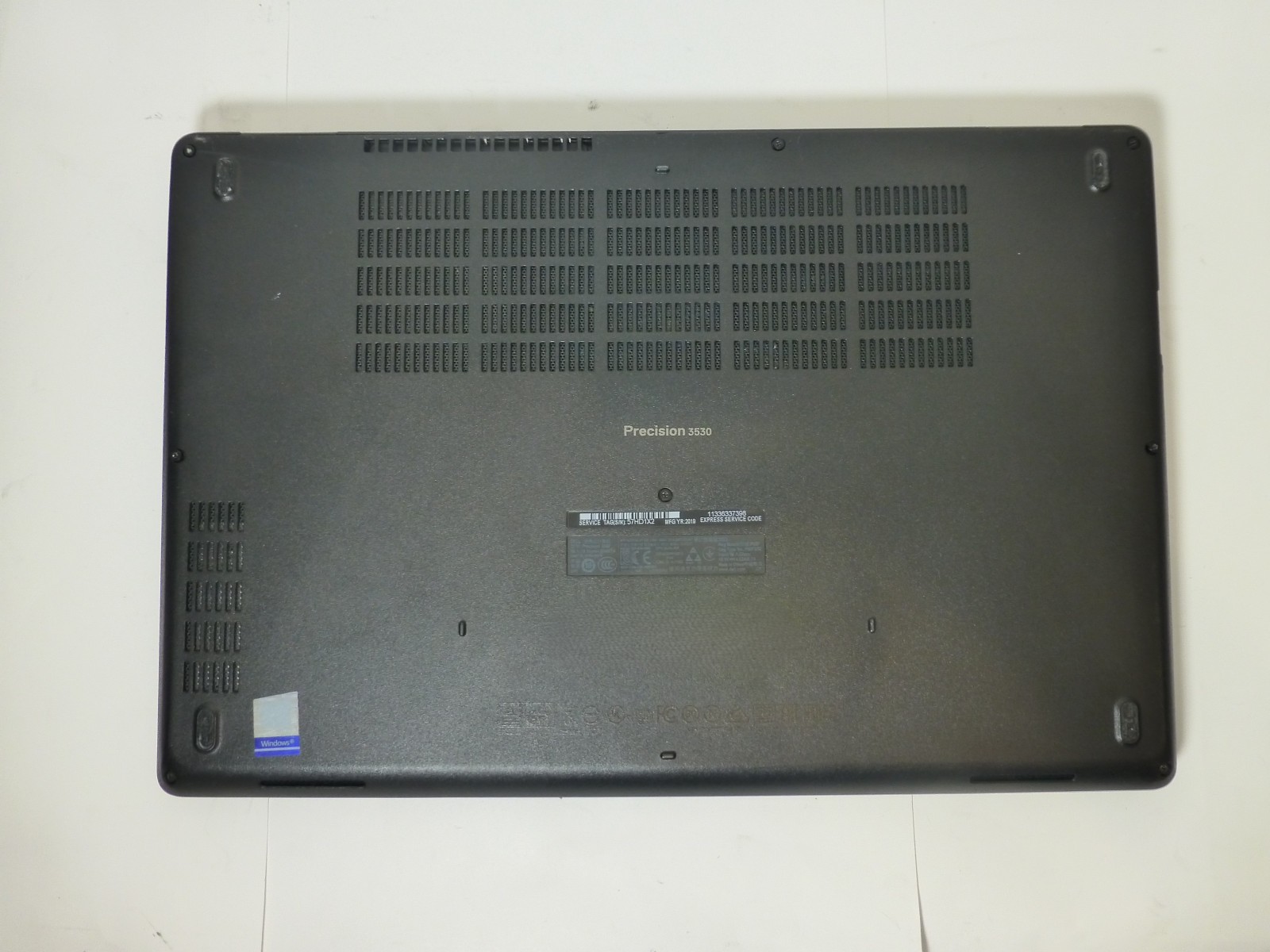 Dell Precision 3530 i7-8850H 2.6 GHz 256GB NVMe SSD, 16GB Laptop W11Pro RESTORED