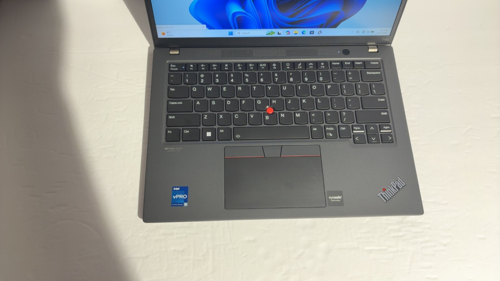 Lenovo ThinkPad T14s Gen 3 i5-1245U 16GB 512GB SSD 14″ Laptop Win 11 Pro AC