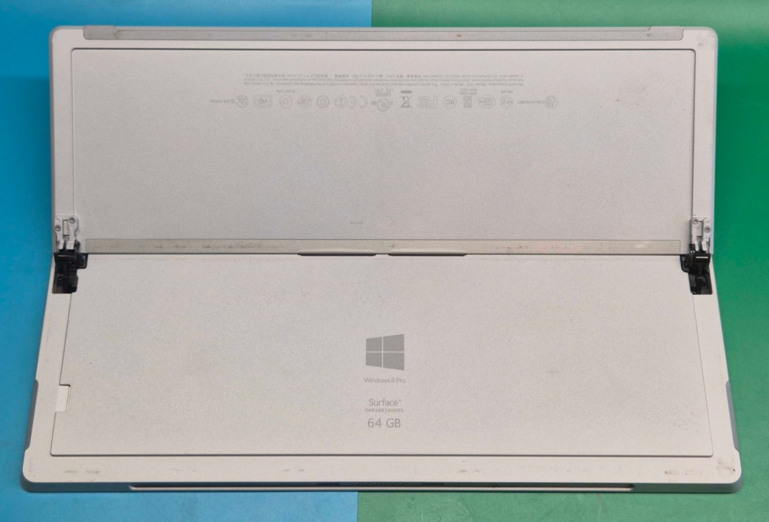 Microsoft Surface Pro 3 Model 1641 i3-4020Y 1.5GHz 4GB RAM 64GB SSD – Bad Screen