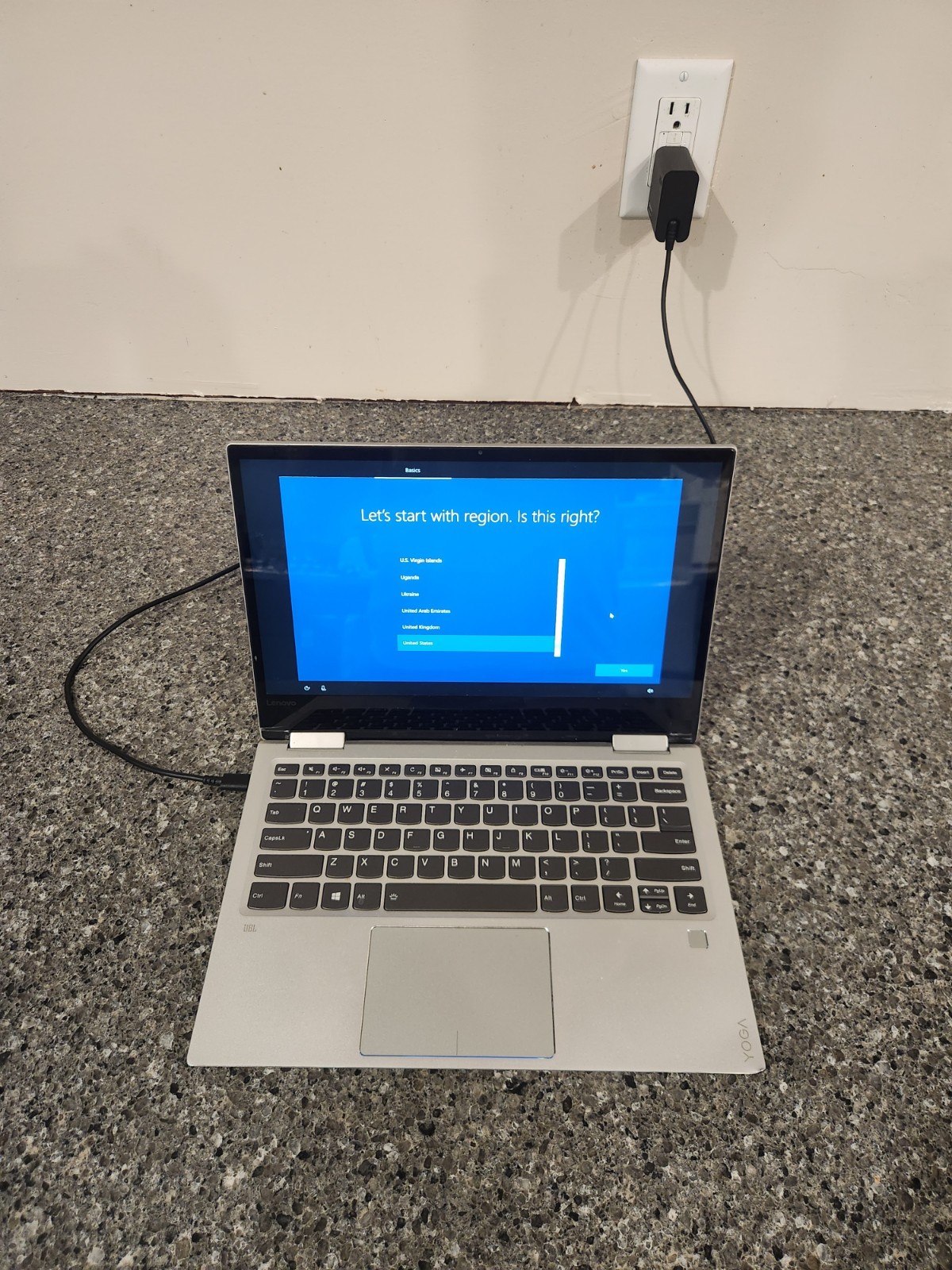 Lenovo Yoga 720-13IKB 13.3″ Core i5-7200U 4GB 128GB SSD