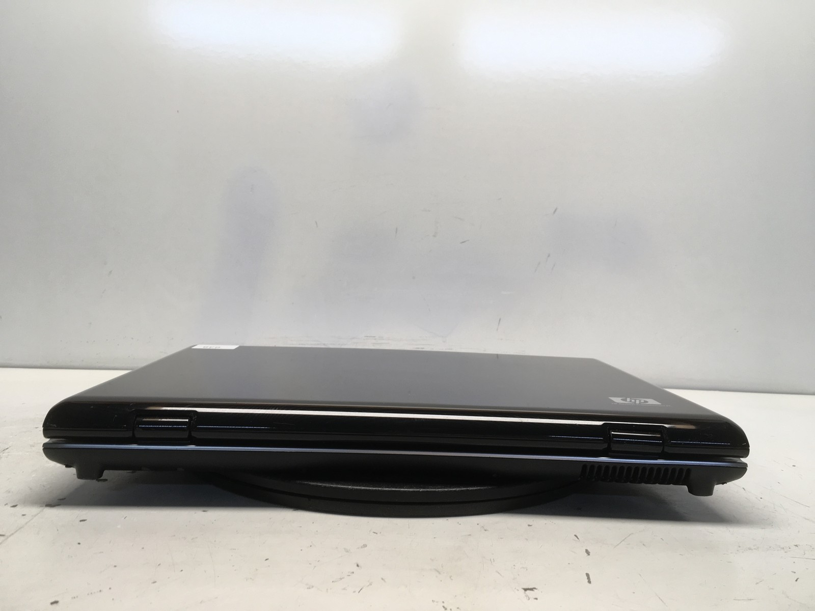 HP Pavilion DV9417CL AMD 64 Athlon X2 NO RAM NO HDD NO BAT – FOR PARTS/REPAIR