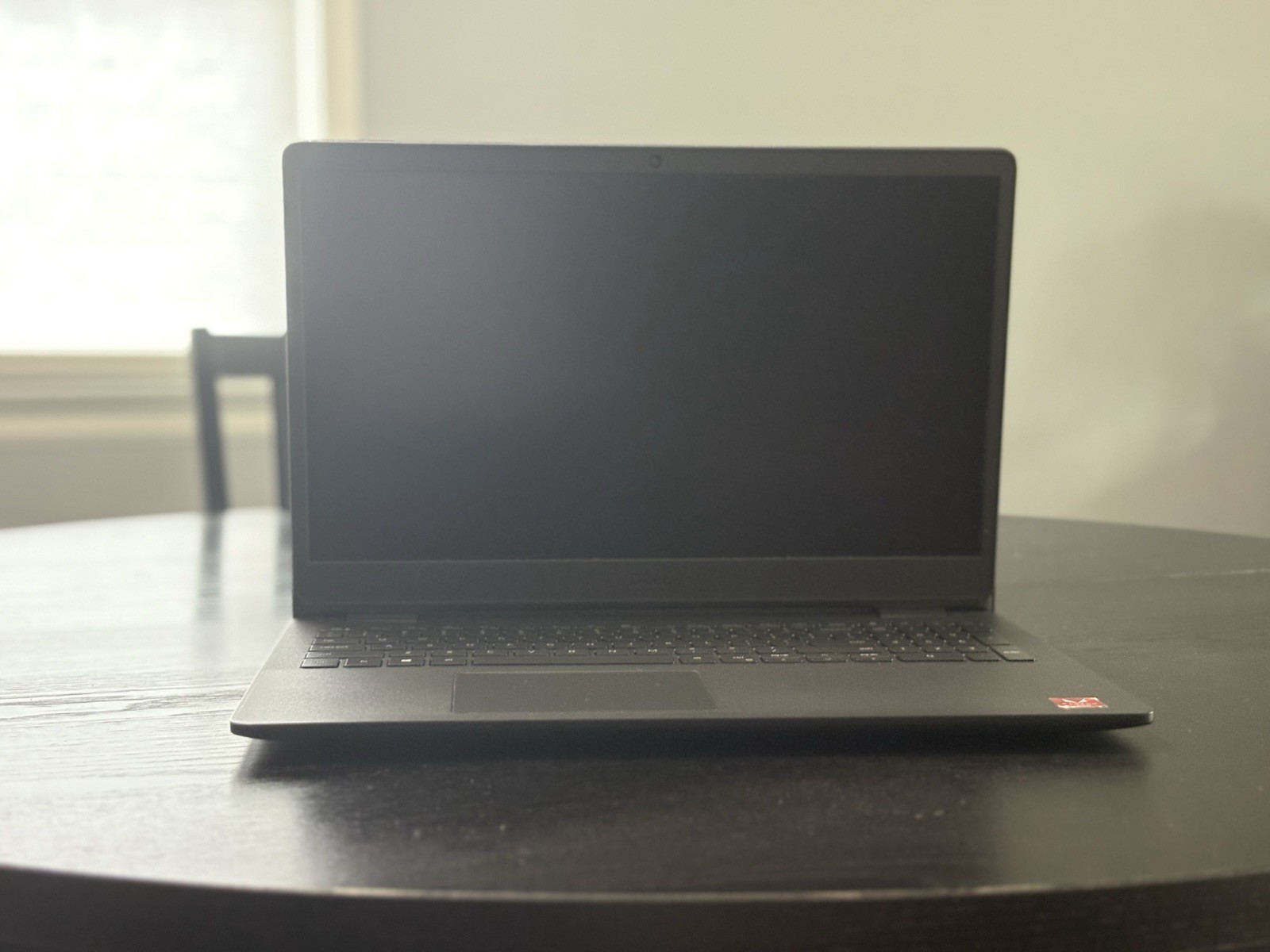 Dell Inspiron 3505 Laptop 15.6″ Ryzen 5 3450U, 12GB RAM, 256GB SSD, Touch, W11