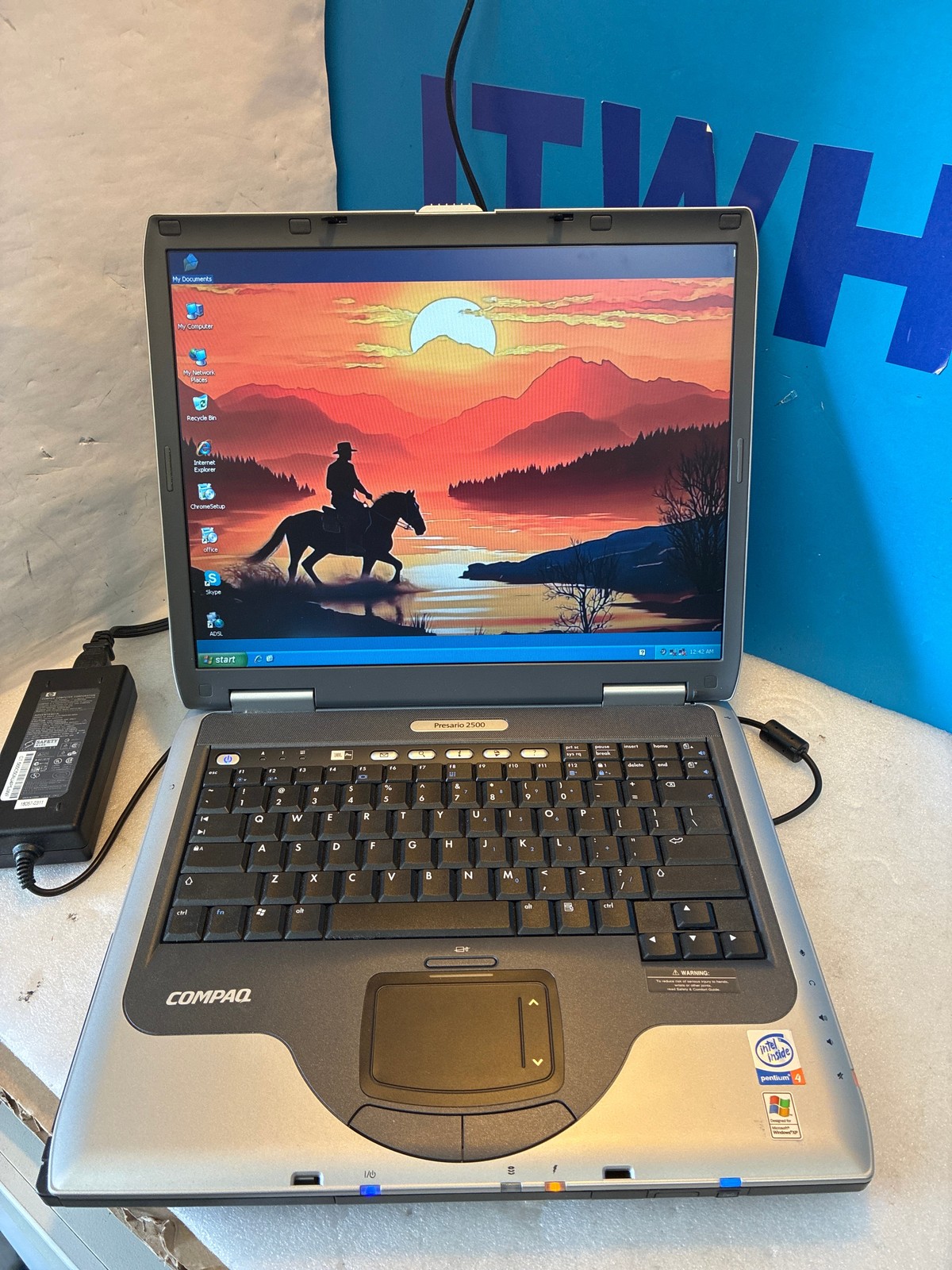 Grade A🔥 Compaq Presario 2500 DK562A Laptop P4 2.4GHz 448MB 60GB Windows XP SP3