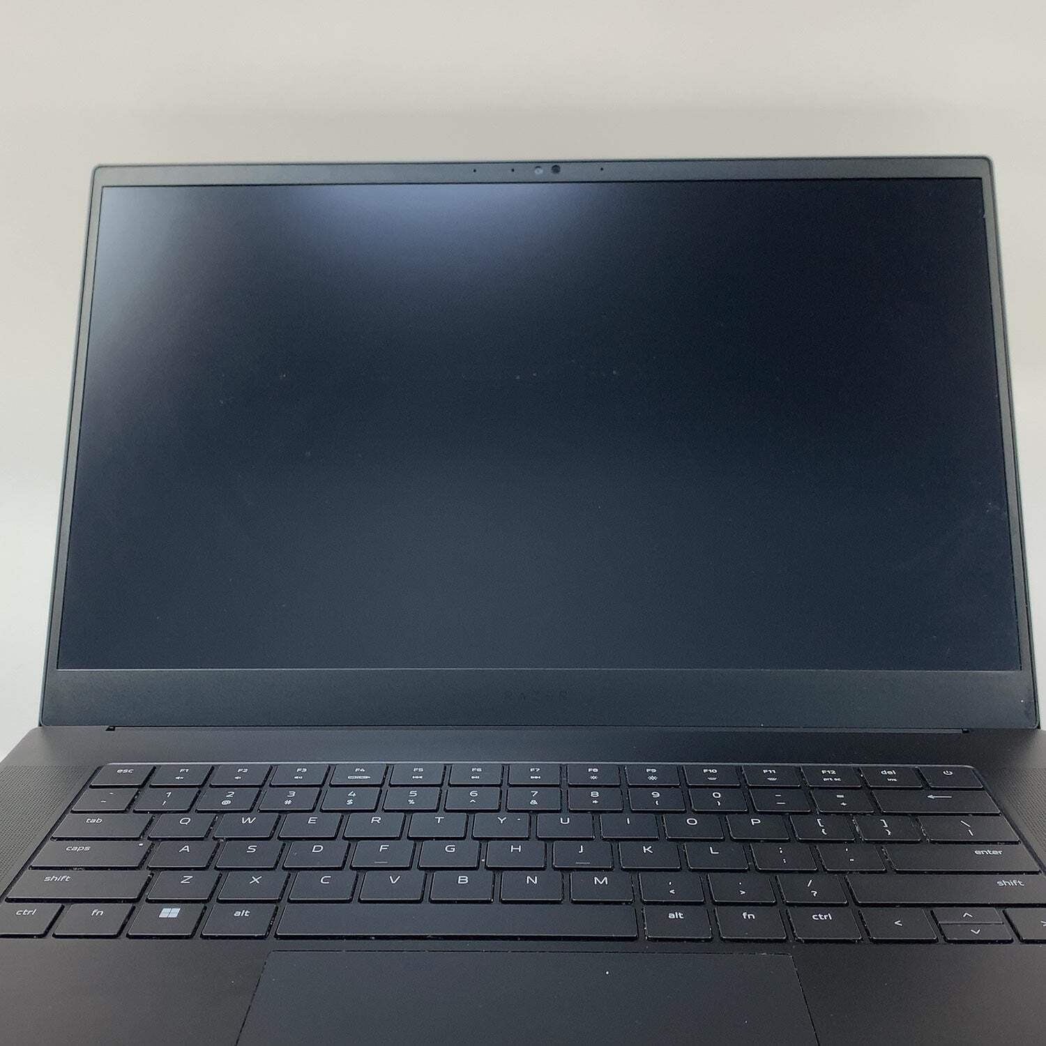Razer Blade 15 RZ09-0421 i7-12800H 2.4GHz 16GB RAM 1TB SSD GeForce RTX 3070 Ti