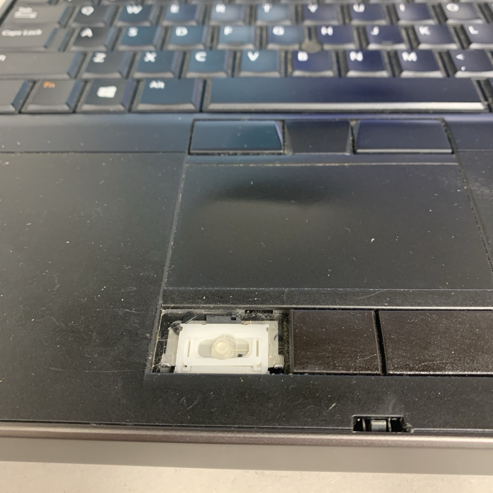Dell Precision M4700 i7-3740QM 8GB RAM NO SSD | Boot To Bios