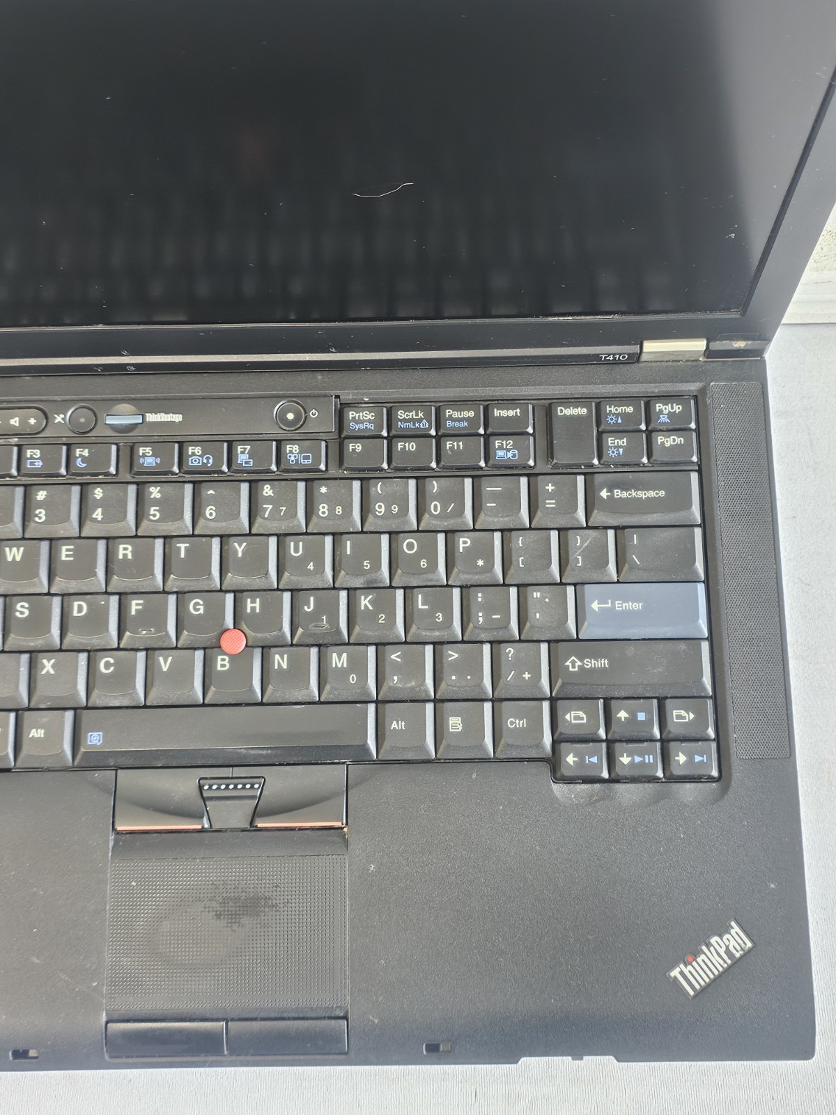 Lenovo ThinkPad T410 Laptop – i5-M520 – 4GB RAM – NO HDD/OS – Parts/Repair READ