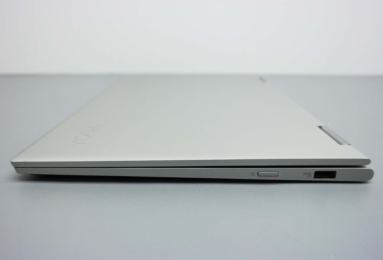 Lenovo Yoga 730-13IKB 13.3″ Core i5-8250U 8GB 256GB SSD
