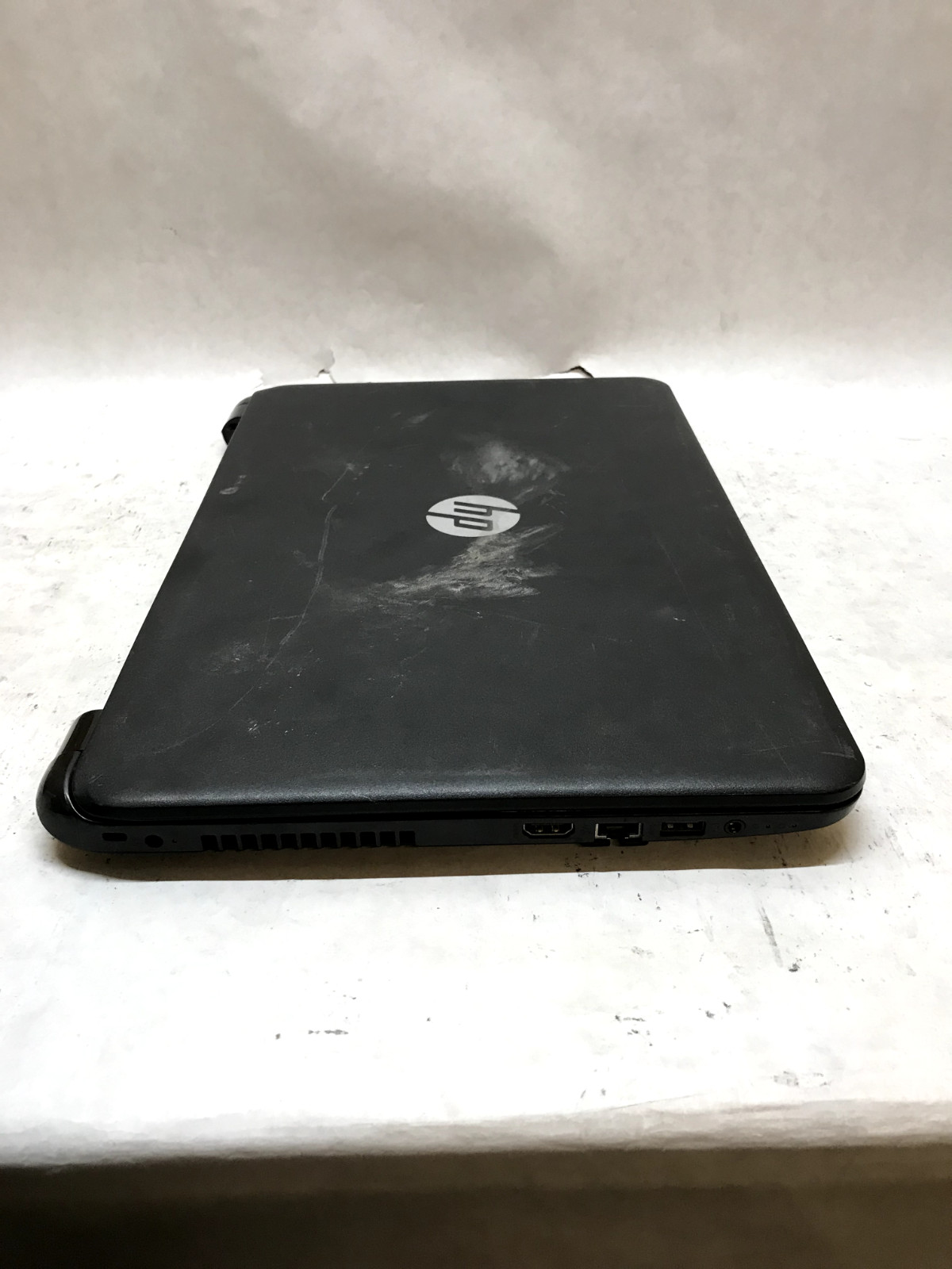 HP 15-r029wm 15″ Laptop Intel Pentium NO RAM NO HDD/OS POWER DEAD For Parts –DW