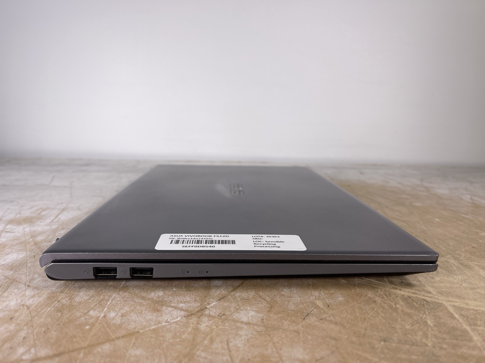 ASUS VIVOBOOK F512D RYZEN 5 3500U @ 2.10GHz, 12GB RAM, NO HDD/OS