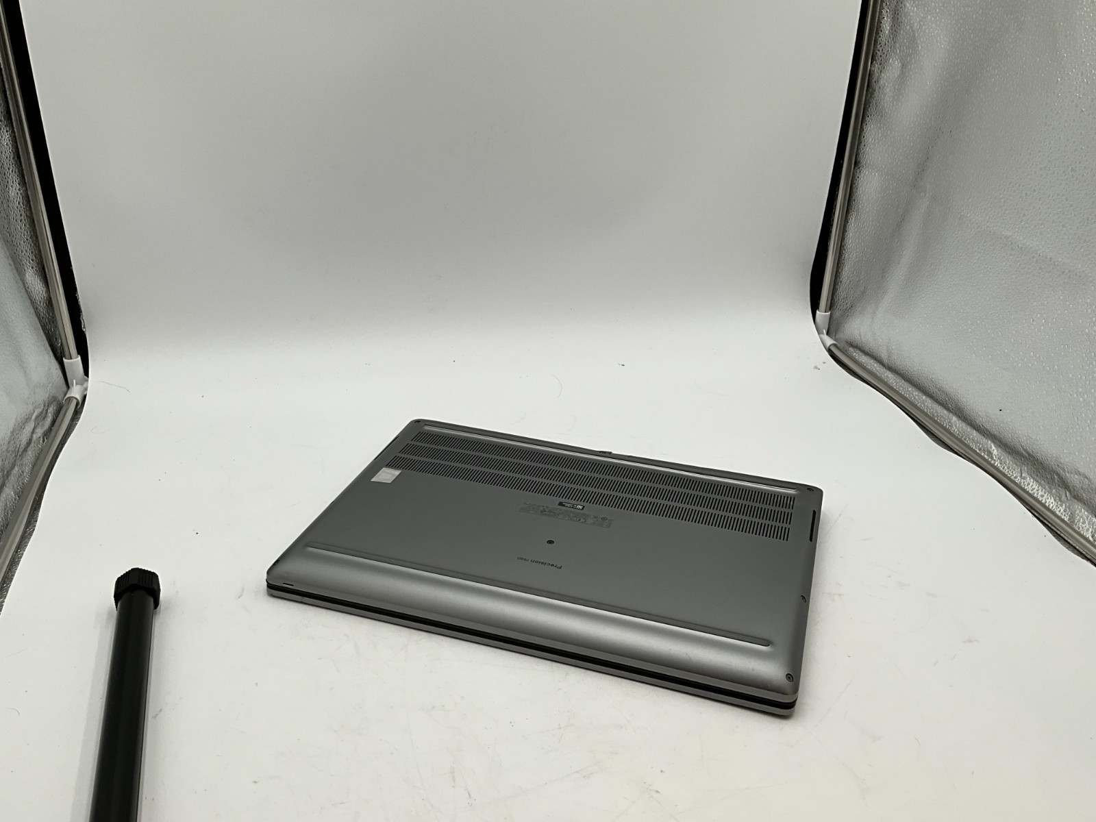 DELL Precision 7560 i7-11850H 2.5g 32GB 1TB T1200 15.6″ Win 11 LAPTOP JL3S2J3