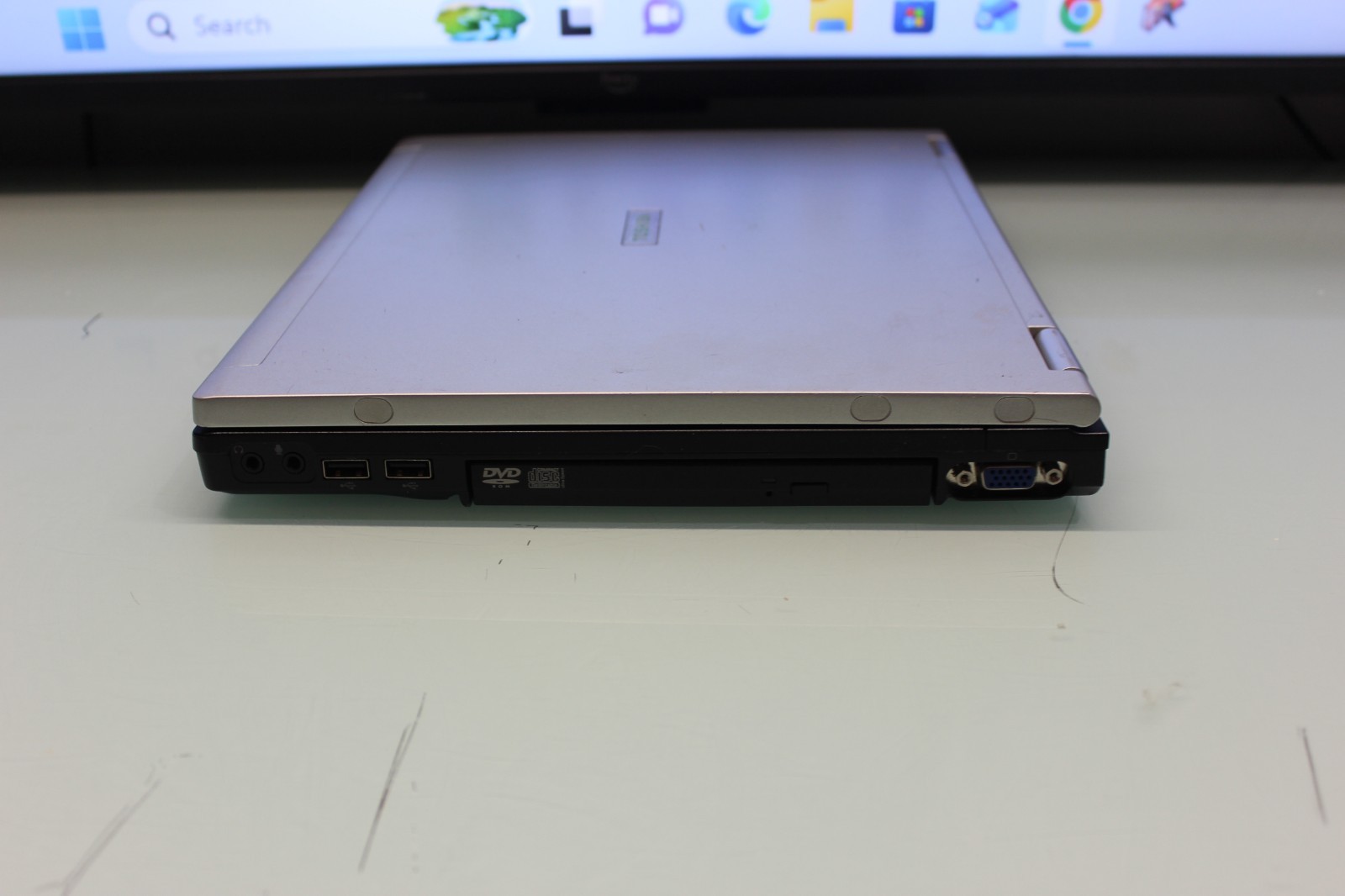 #57 Toshiba Tecra M3 CENTRINO @1.73GHZ 2GB RAM 40 GB HDD WINDOWS XP