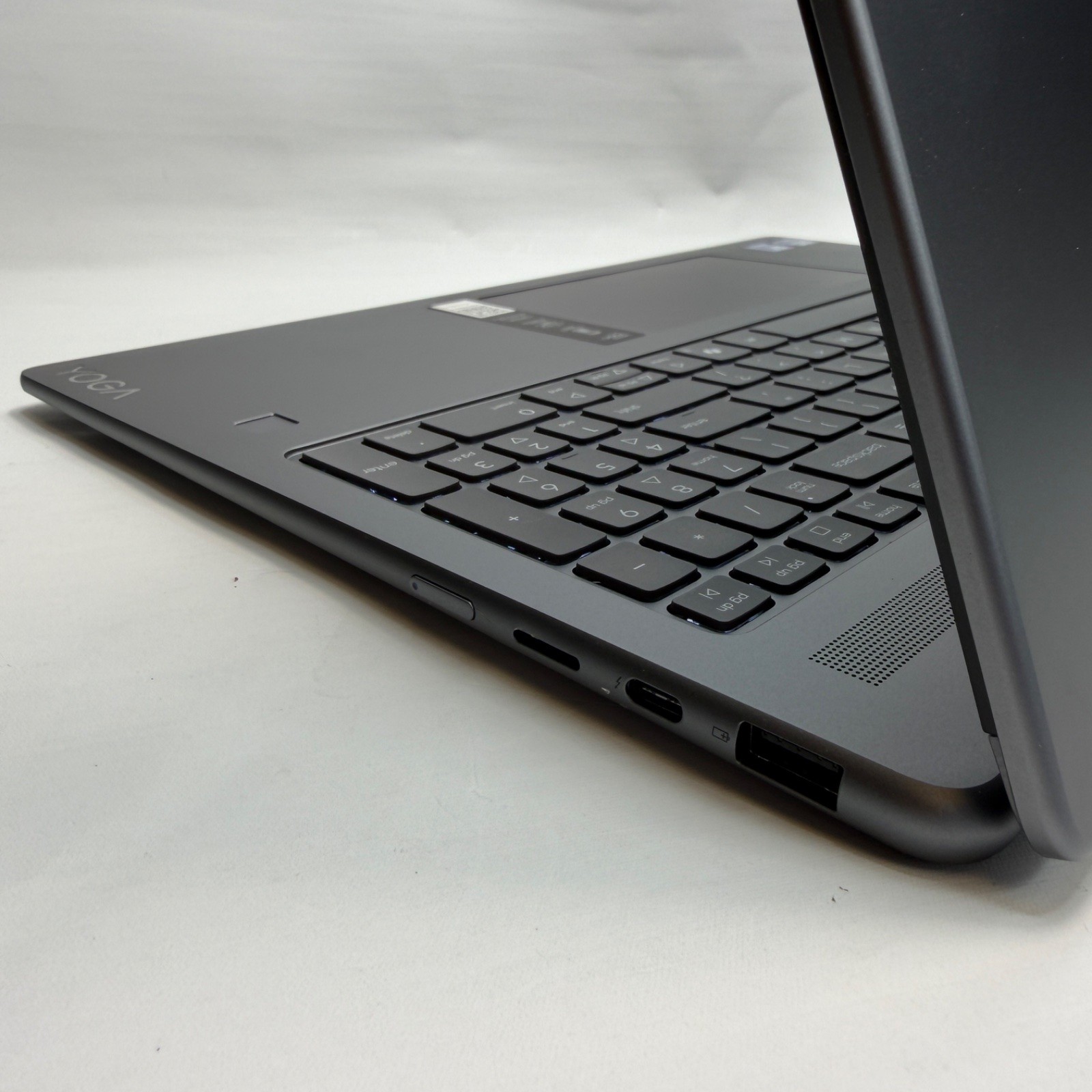 Lenovo Yoga 7 2-in-1 16ILL10 Laptop 16″ 2K Touch, Ultra 5 226V, 16GB, 512GB SSD