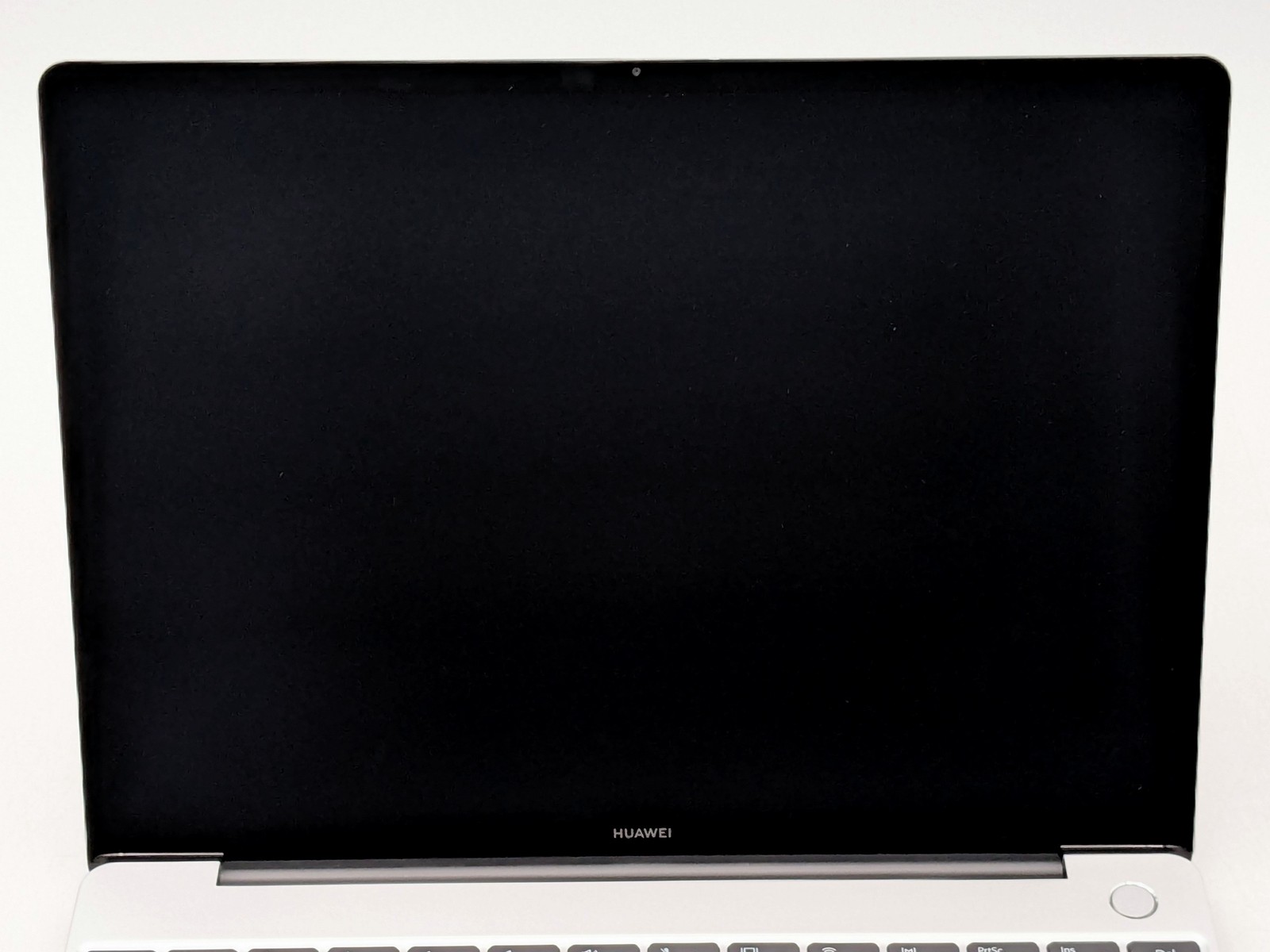 Matebook 13 WRT-W9 13″ 2160 x 1440 I5-8265U 512GB SSD 8GB W11 MX250 *READ*