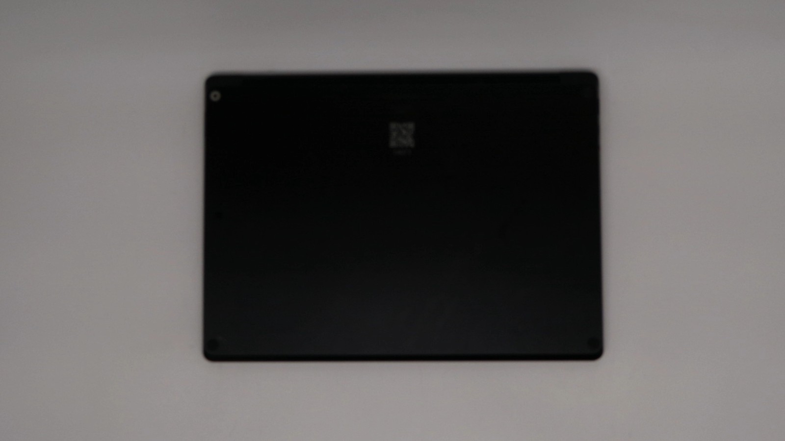 Microsoft Surface Laptop 3 14″ i7-1065g7 16GB 512GB – Fair READ DESC