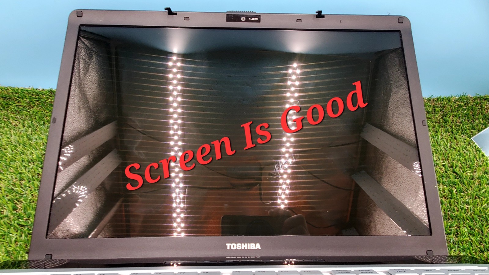 (For Parts Repair) Toshiba Satellite P205D-S8804 Laptop (Has Scratches, Scuffs)