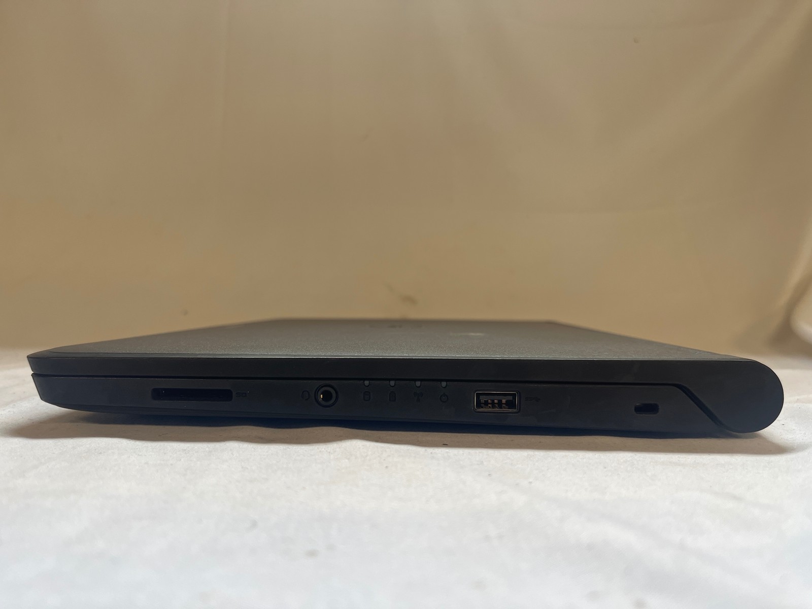 Dell Latitude 3340 i3-4030U 1.9GHz 4GB 128GB SSD 13.3″