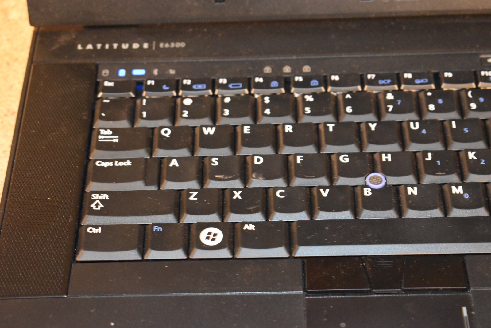 Dell Latitude E6500 Core 2 Duo 2.53GHz 2GB RAM 120GB HDD Windows XP Pro 32-bit