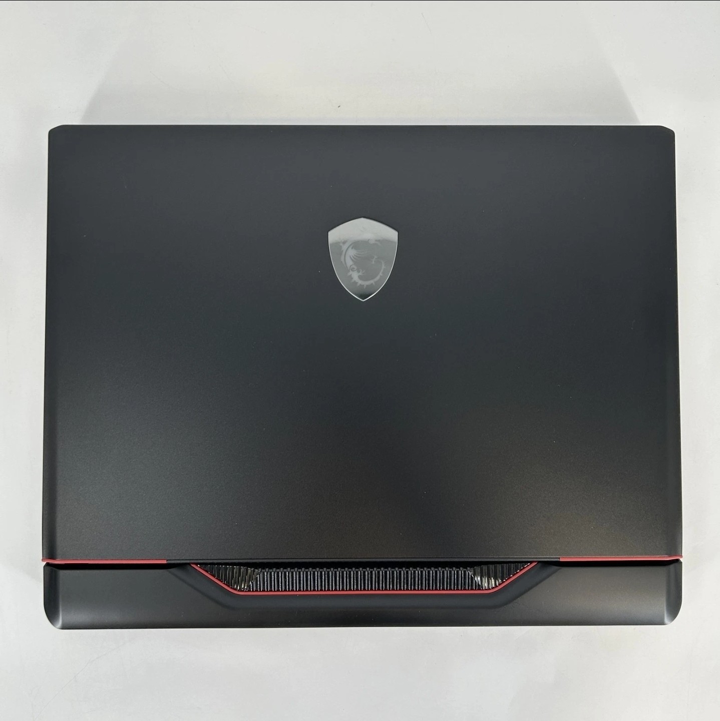 MSI Raider GE68 HX 16 Black QHD+ 2.1 GHz i7-13700HX 16GB 1TB/512GB SSD RTX 4060