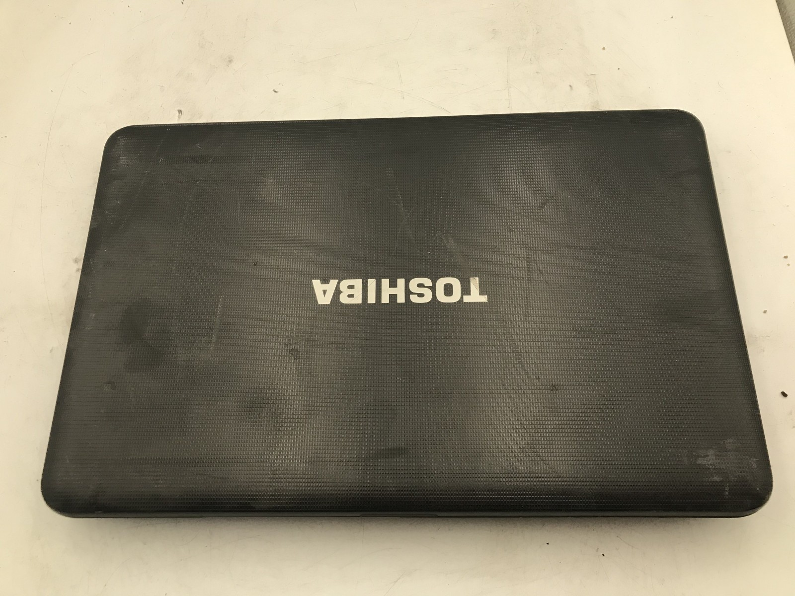 TOSHIBA SATELLITE C855 S5190 – BOOTS TO BIOS – INTEL PENTIUM 2020M – 6GB RAM -BB