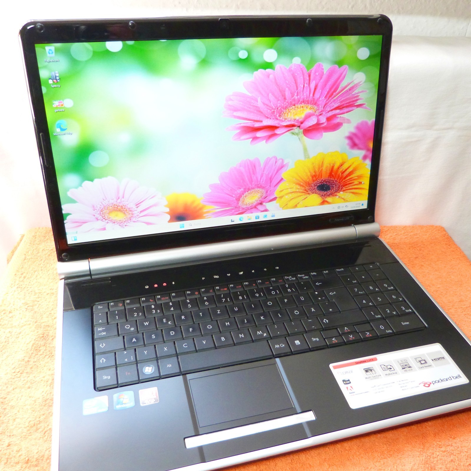 PB LJ75 Multimedia 17 inch HDPLUS I 756GB HDD SSD Windows 11 Pro l BLURAY HDMI