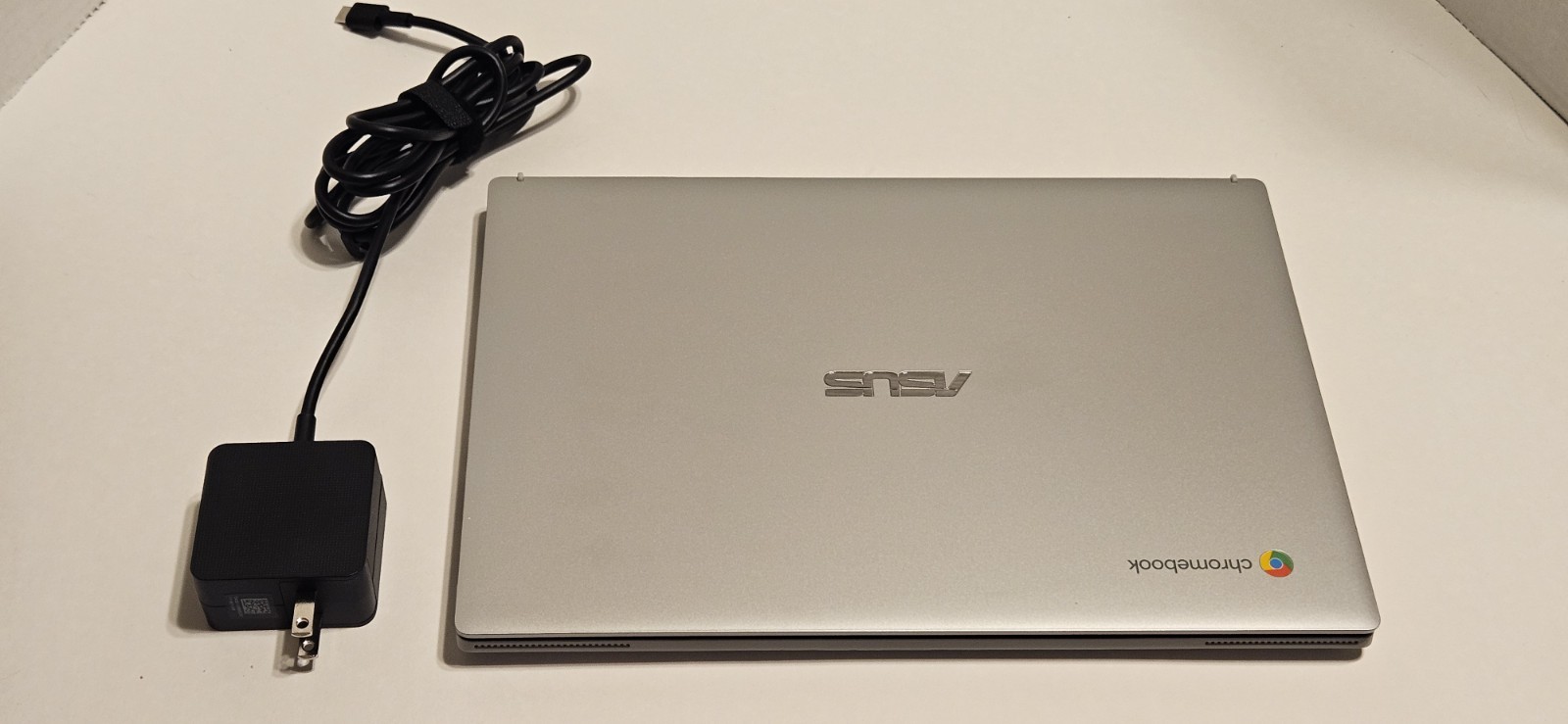 ASUS Chromebook CX1 11.6″ Display Intel N3350 32GB eMMC 4GB RAM CX1100CNA-AS42