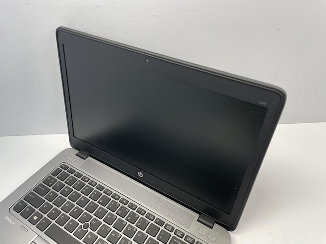 HP ELITEBOOK 840 G2 Laptop w/ Intel Core i5-5200U 2.20 GHZ + 16 GB No HD/Battery