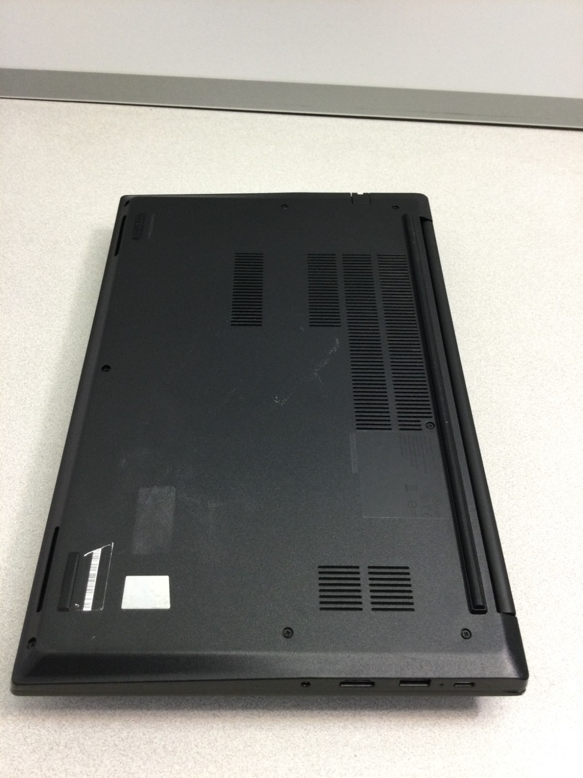 LENOVO ThinkPad E15 Gen 3 AMD Ryzen 7 5700U 16GB 256SSD WIN 11 PRO