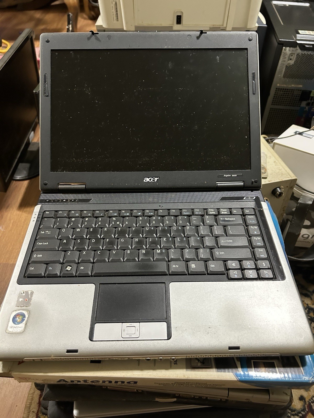 Acer Aspire 5530 15.4in AMD Athlon 64 X2 2.00GHz 3GB 320GB Vista Silver