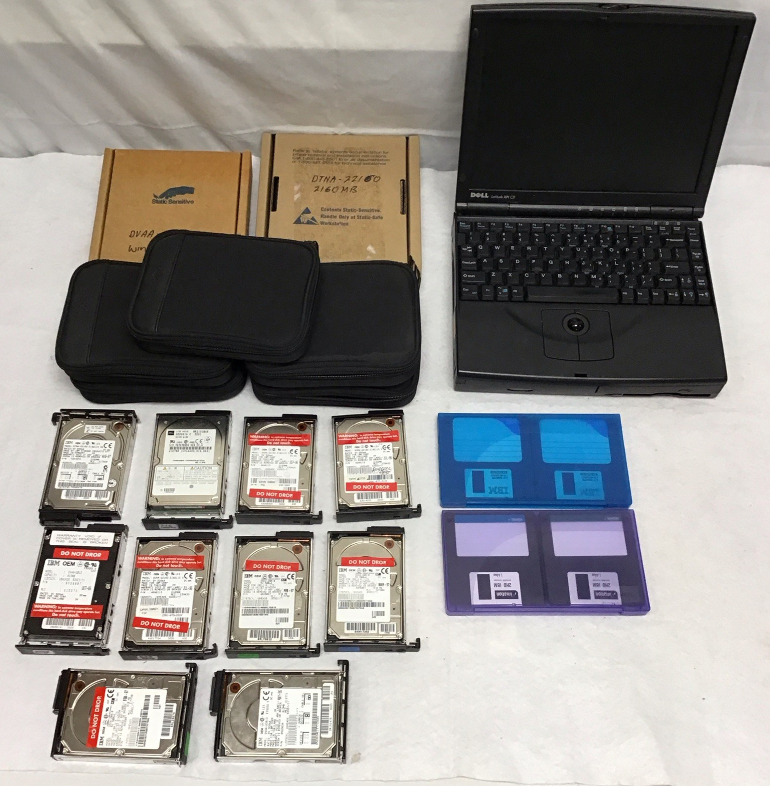 DELL LATITUDE XPi CD P150ST Windows 98 Intel Pentium Laptop w/ Hard Drives