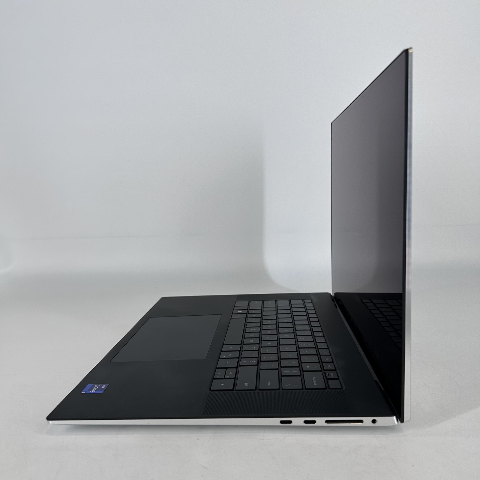 Dell XPS 17 9730 UHD+ TOUCH 2.6 GHz i9-13900H 64GB 1TB SSD RTX 4080 Very Good