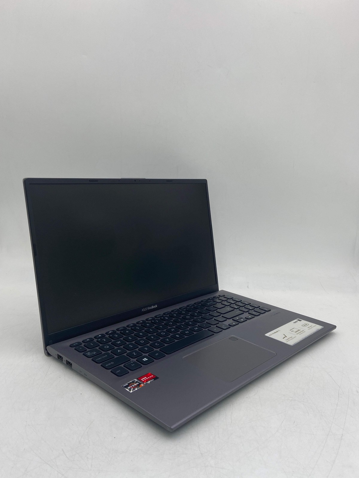 Asus Vivobook 15 F512D 15.6″ Ryzen 3 3200U 2.6GHz 8GB RAM 128GB SSD AMD RADEON