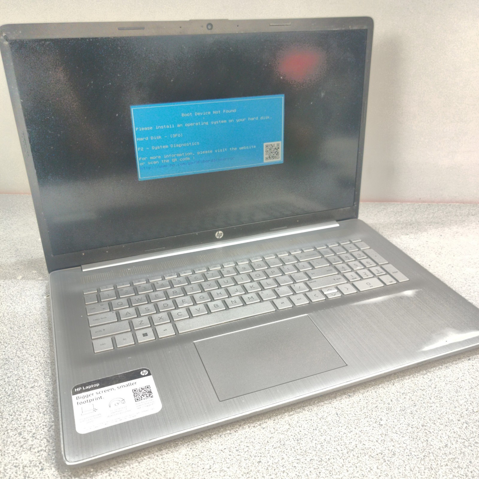 HP Laptop 17-CN0273ST 17.3″ i3-1125G4 8GB RAM NO SSD/AC ADAPTER **PLEASE READ