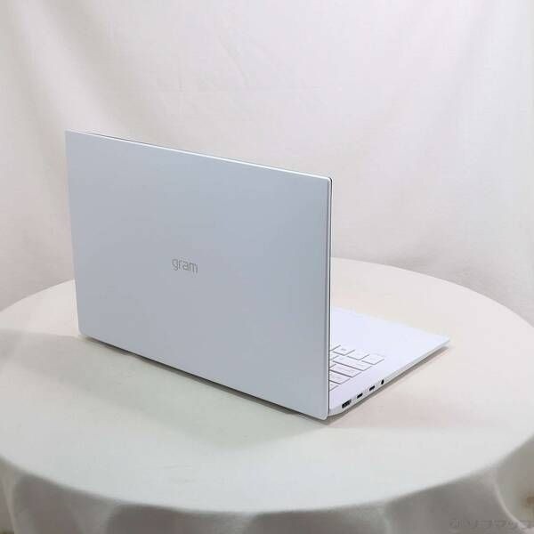 LG gram Style 14ZB90R-MR54J1 Aurora White Core i5 8GB 512GB SSD Windows 11 Home
