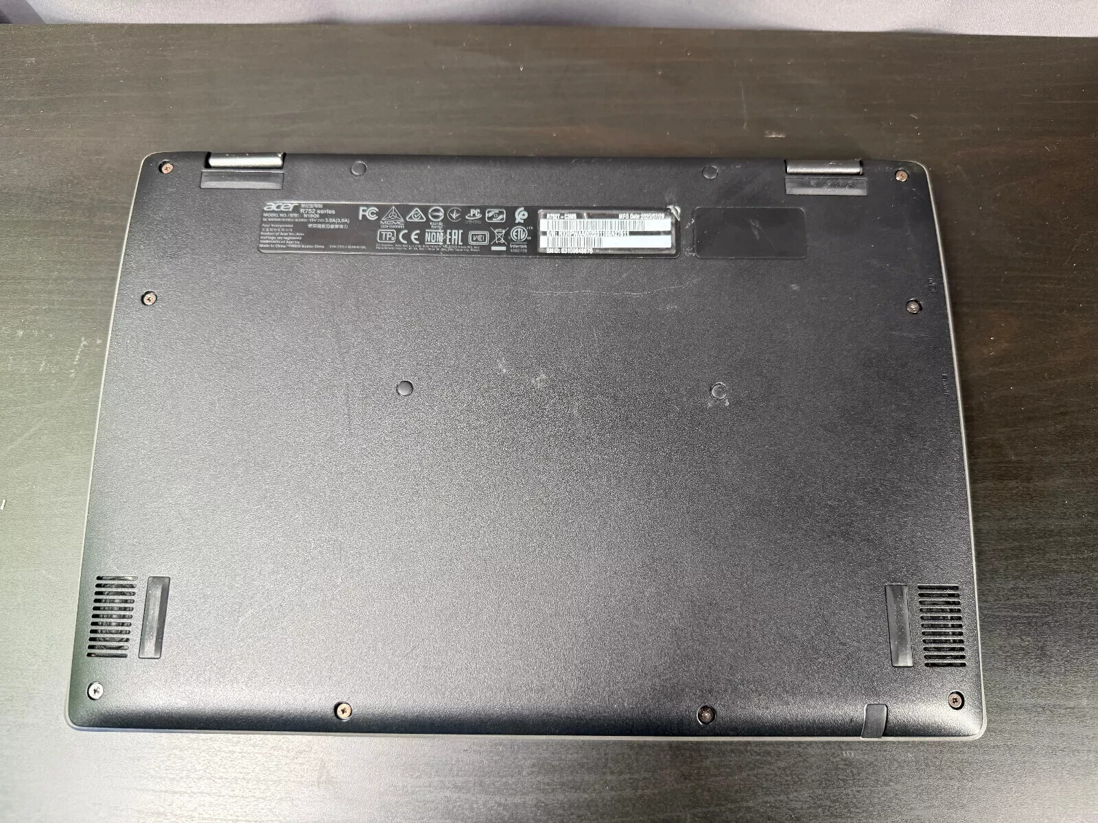Acer Chromebook Spin 511 R752T 11.6″ Touch 2in1, 4GB, 32GB SSD *Screen Bubbles*