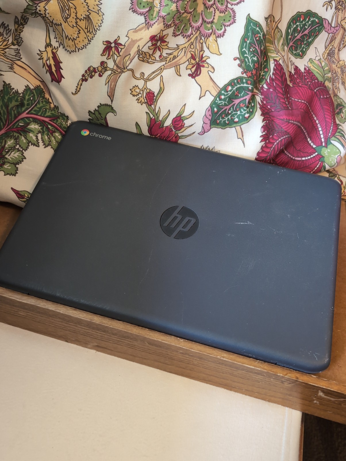 HP Chromebook 14 DB0025nr 14″ Touch Screen
