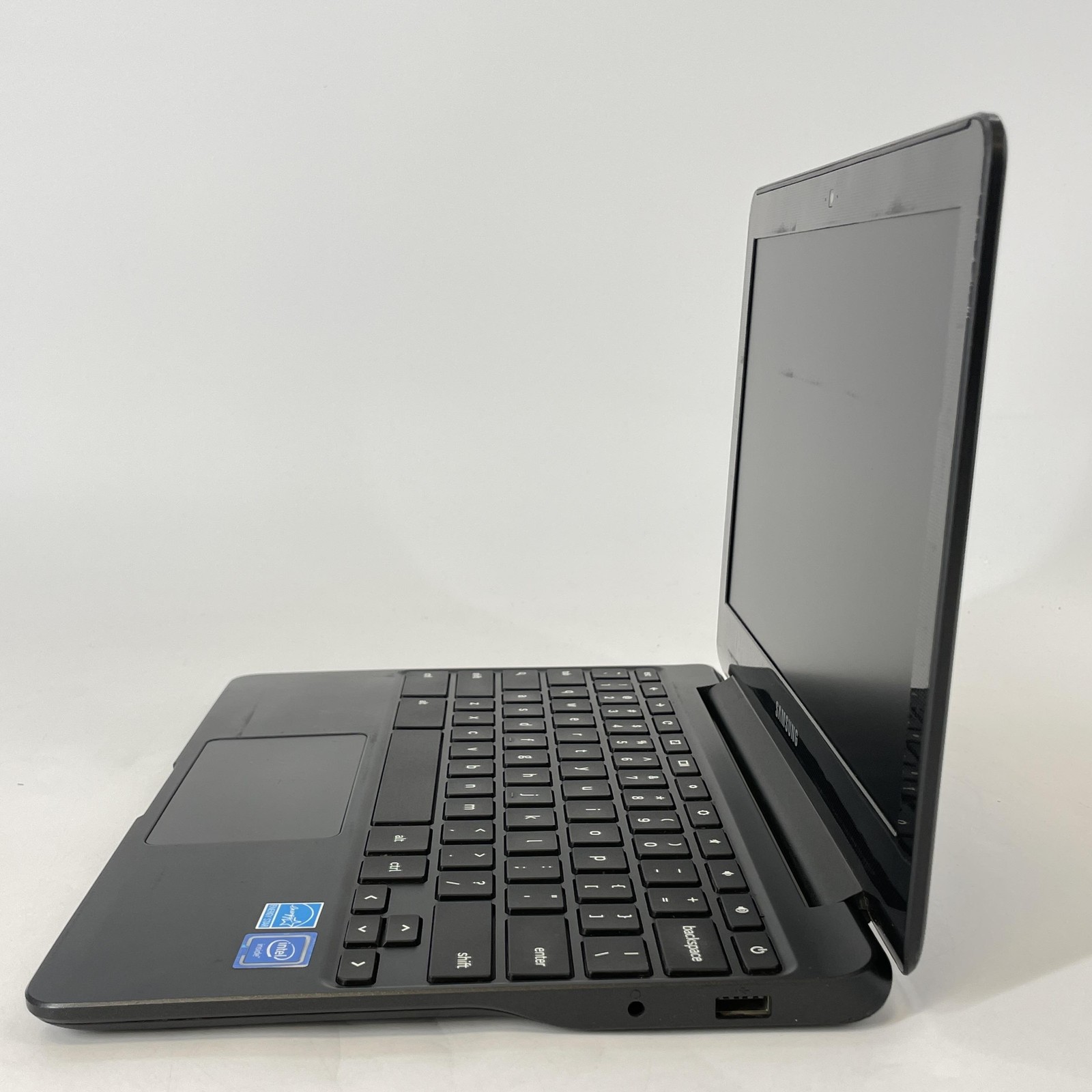 Samsung Chromebook 3 XE500C13 11.6 HD 2.5 GHz Intel Celeron 4GB 16GB eMMC Good