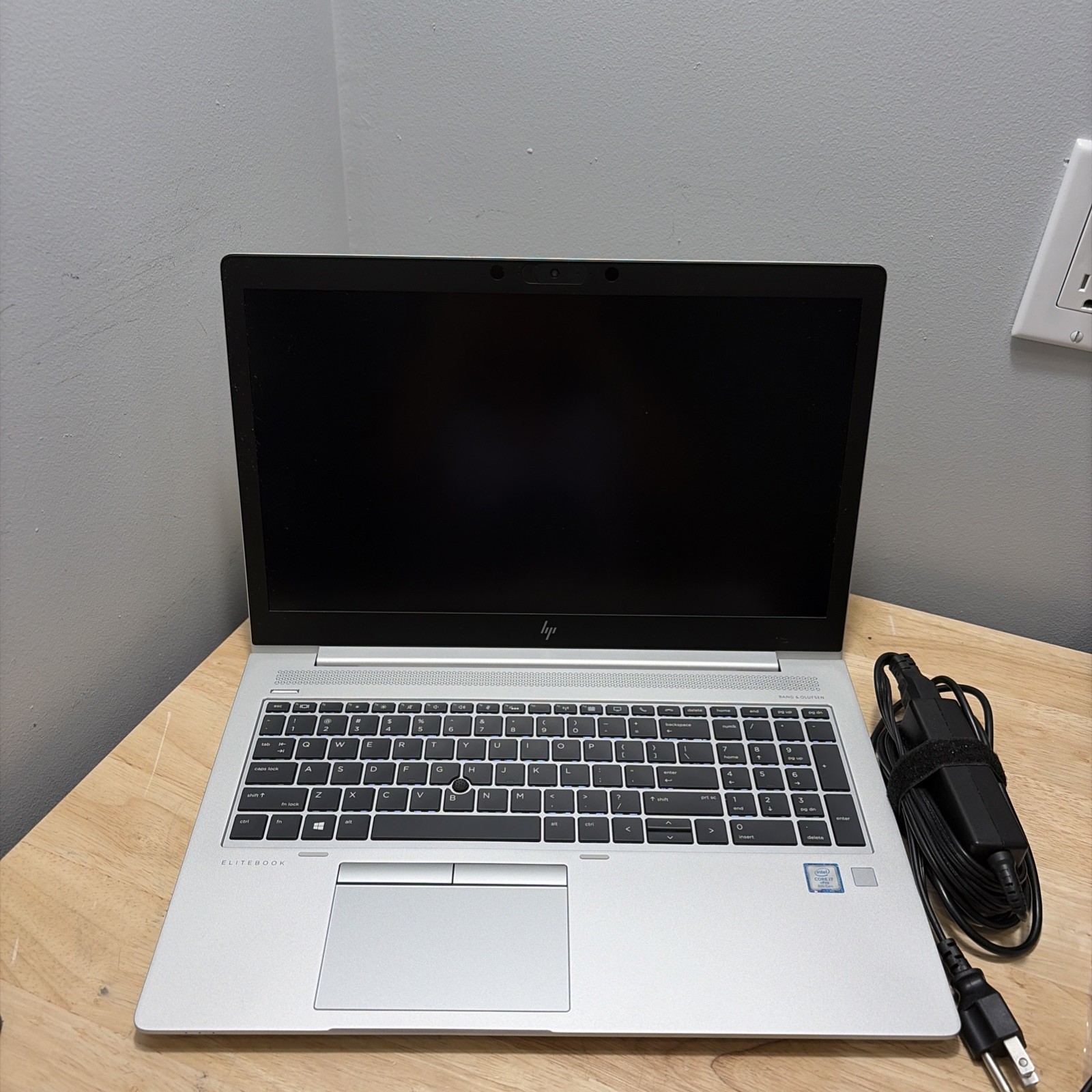 HP EliteBook 850 G6 CORE I7-8665u 1.90GHZ 8GB 256GB SSD WCAM WIFI W11 & CORD